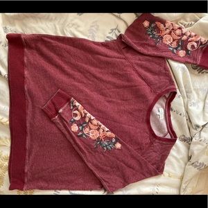 Lucky Embroidered Sweatshirt Crewneck